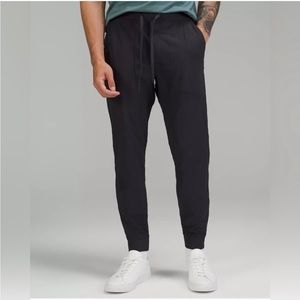 Lululemon | Men’s ABC Jogger | Black Medium